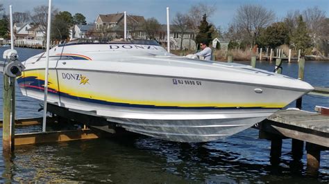 Deciding between aluminum boat manufacturers and fiberglass boat manufacturers is not an easy task. Take a look at this guide to learn more about the ups and downs of owning an alu...